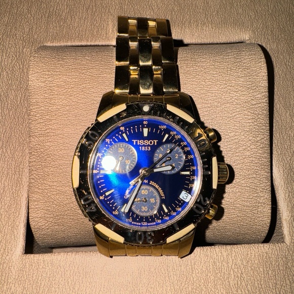 Tissot 1362/462 Watch Gold